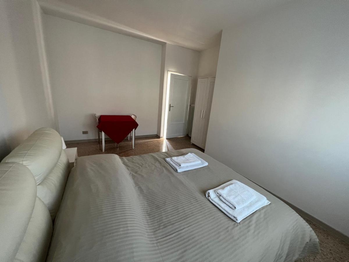 Casa Roma Rooms& Apartmens Padova Luaran gambar